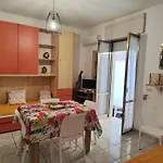 Domusthalassa Apartment *